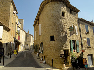 lane of chateauneuf du pape