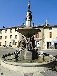 fountain of courthézon