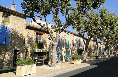 village of jonquières